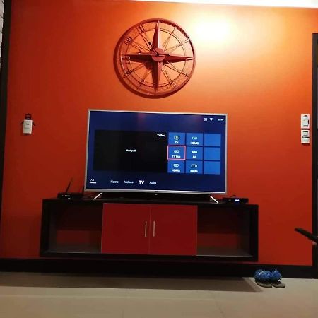 קואזון סיטי Cubao Manhattan Heights Unit 11Pq Tower B, 1Br מראה חיצוני תמונה