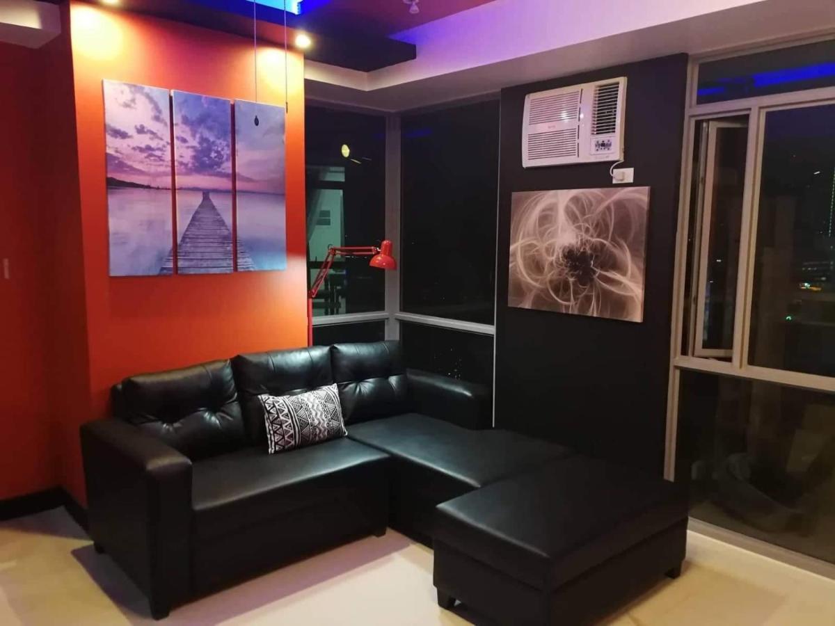 קואזון סיטי Cubao Manhattan Heights Unit 11Pq Tower B, 1Br מראה חיצוני תמונה